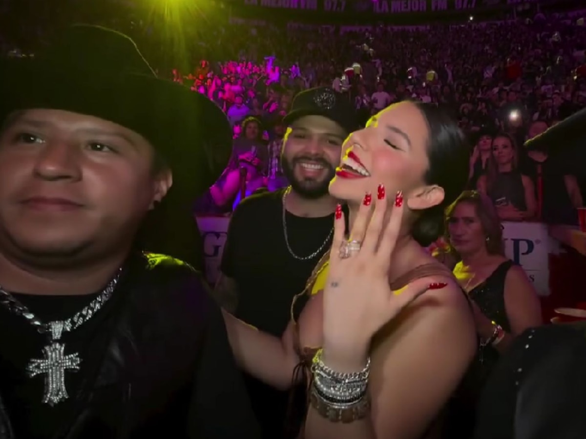 Internautas critican a Ángela Aguilar tras mostrar nuevo anillo de diamante en show de Christian Nodal - Infobae