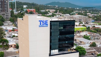 El Salvador cierra el plazo para cambiar la dirección de residencia en el documento de identidad, previo a las elecciones de 2027