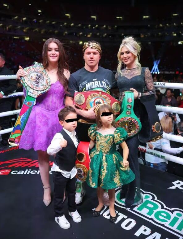El púgil tiene dos hijas con Fernanda Gómez y dos hijos de relaciones anteriores. (Instagram / @canelo)