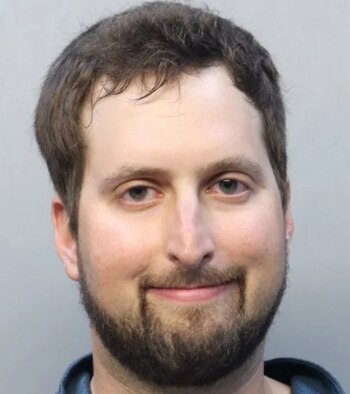 La comunidad internacional sigue de