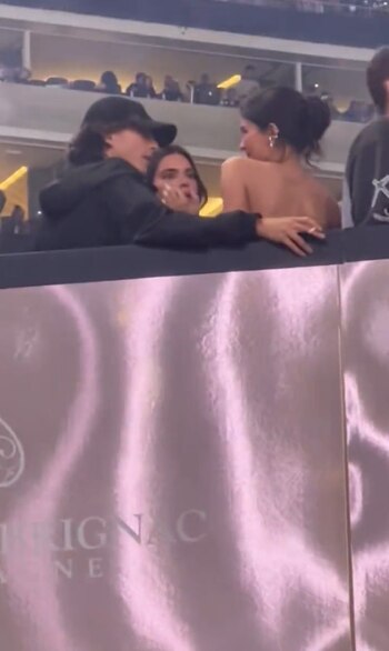 Kendall y Kylie Jenner también