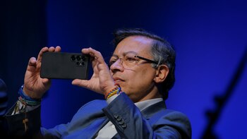 “¿Mucho pedir que escriba bien?”: críticas a Petro por nuevo mensaje con errores desde su gira en Chile