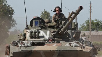 Rusia mantuvo los ataques en