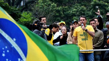 Bolsonaro gana la primera vuelta con el 47% de los votos y disputará contra Lula (45%) la segunda vuelta