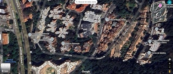 El edificio Hills está ubicado