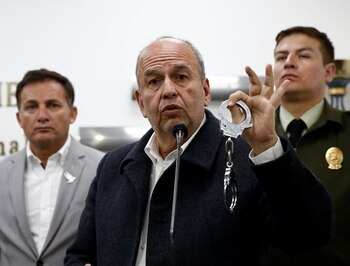 El ministro de Gobierno, Arturo