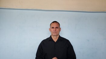 La dictadura cubana le revocó