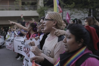 La marcha contra los travesticidios tuvo una gran convocatoria en los encuentros de Trelew Bariloche, Jujuy, Córdoba y se va a realizar en Buenos Aires en 2027 (An Mombe)