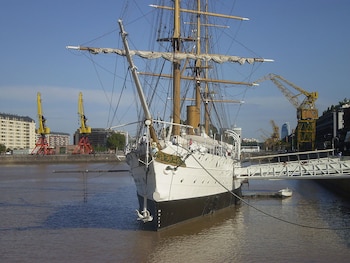 Un merecido descanso. Es monumento