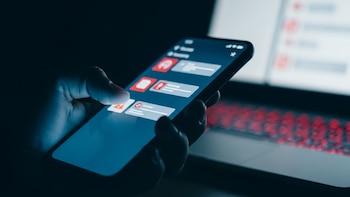 3 de cada 10 estadounidenses ya sufrieron estafas digitales: la alarmante razón por la que casi nadie denuncia