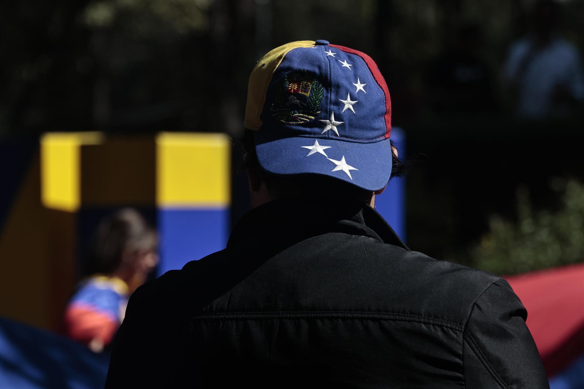 Delegación de Estados Unidos llega a Caracas para evaluar reapertura de embajadas