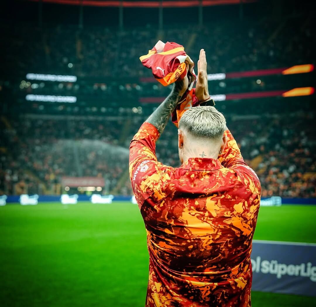 Mauro Icardi fue aplaudido por la hinchada del Galatasaray (Instagram)