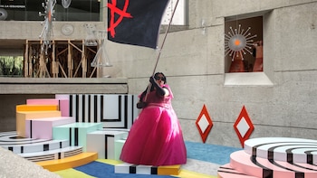 Amandititita tendrá concierto gratis en el Museo Tamayo a 41 años de la muerte de su padre Rockdrigo durante el sismo del 85