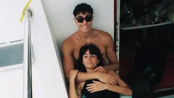El refugio de Aitana y Plex en Tailandia: unas vacaciones exóticas, un vídeo viral y un grupo de amigos en su viaje más secreto