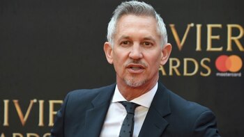 La leyenda del fútbol inglés Gary Lineker pidió que otros ricos también recorten sus ganancias (AFP)