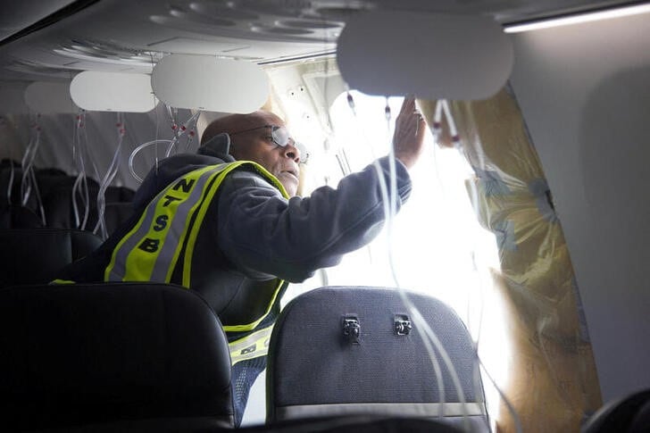 La FAA determinó que un empleado de Boeing presionó a un inspector del sistema ODA para aprobar un 737 MAX y cumplir el cronograma de entregas. (NTSB/entrega vía Reuters)