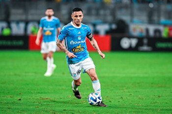 Yoshimar Yotún fue el eje