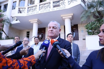 El contralor general, Anel Flores,