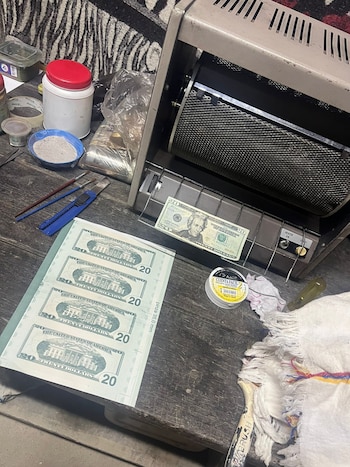 Entre los elementos decomisados, por