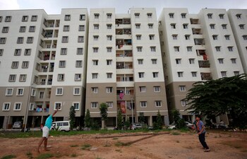 Más de 100 muertos en