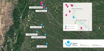 En fucsia, los pozos que