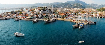Marmaris (Wikimedia Commons)