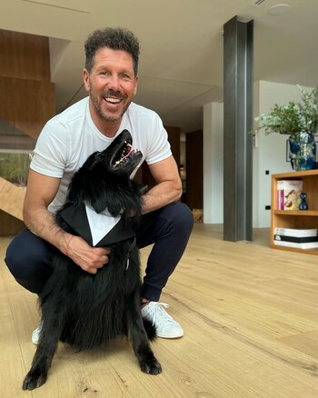 El Cholo en el interior