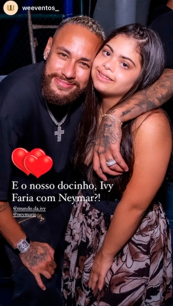 Otra postal de Ney en