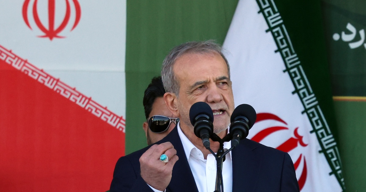 Iran's regime defended its attacks on Israel but keeps the diplomatic track open