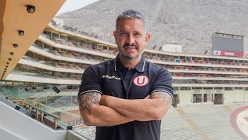 Se filtraron los 2 técnicos que se reunieron con Franco Velazco para repuntar a Universitario: “Buscan un DT con peso y recorrido”