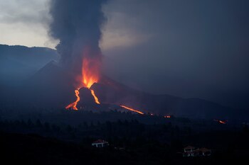 The Cumbre Vieja volcano continues to erupt on the Canary Island of La Palma, as seen from Tacande, Spain, October 9, 2021. REUTERS/Juan Medina