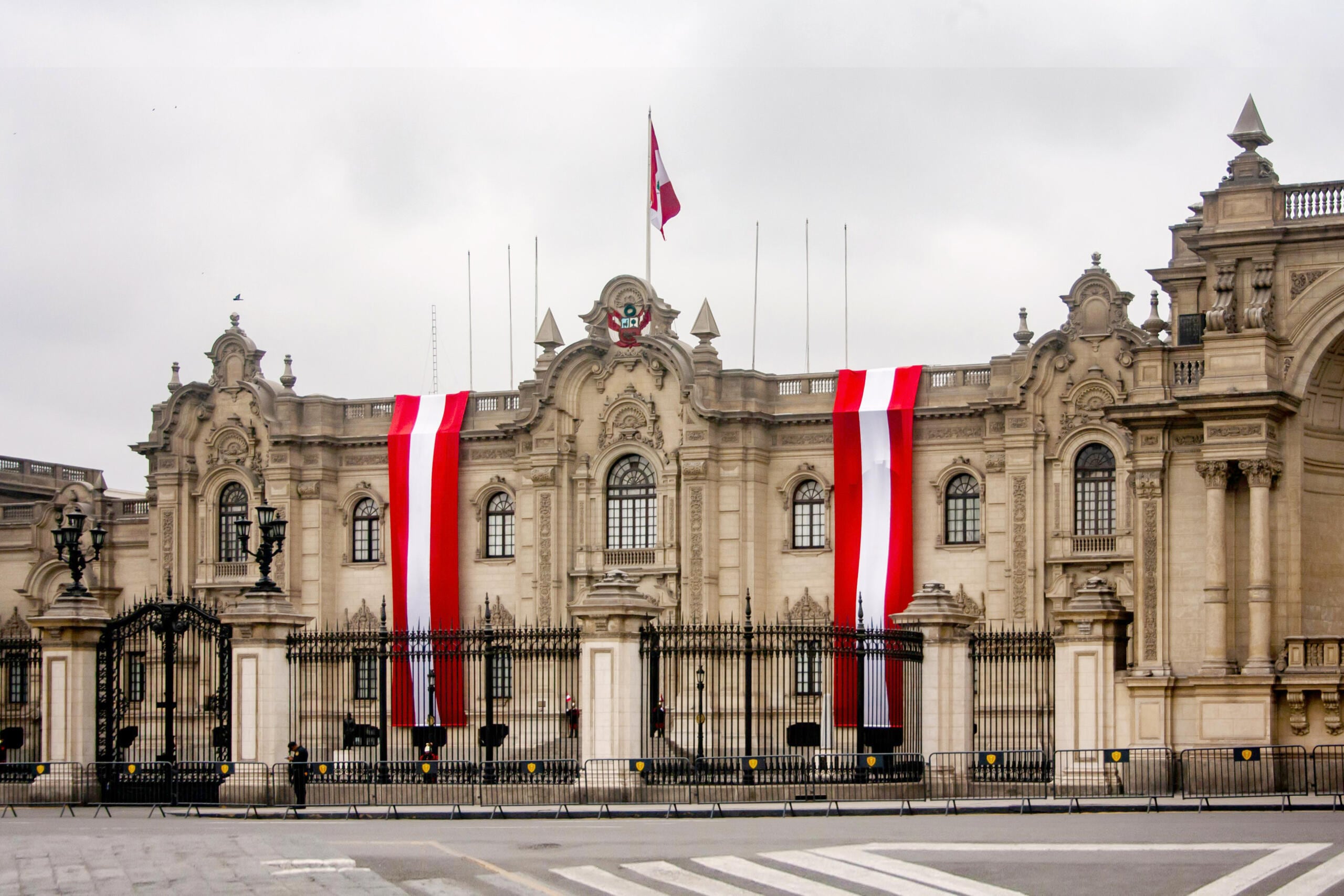 Para aspirar a un puesto en el sector público es indispensable leer con atención los lineamientos establecidos en la convocatoria. Foto: Superprof