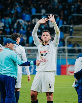 Erick Noriega jugó como volante