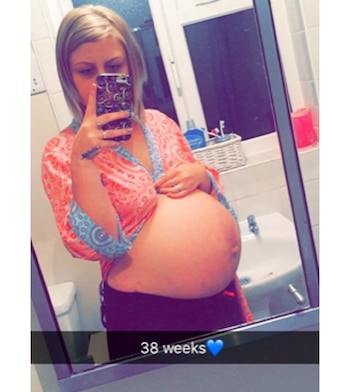 Webster experimentó menstruaciones muy dolorosas