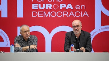 UGT y CCOO apelan a un acuerdo para Frente Amplio: "El país os espera"