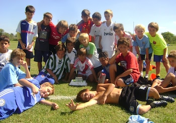 Gonzalo García, con la camiseta