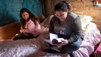 Admiradora de Isabel Allende, Lucía