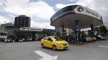 Ecuador actualiza el precio de