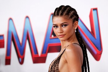 El peinado de Zendaya también