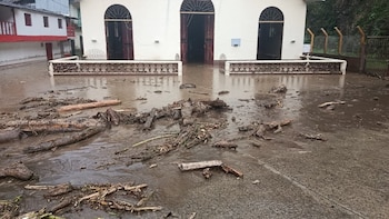 Avenida torrencial en Andes arrasó puentes y obligó a evacuar al menos a 150 personas en Santa Inés, Antioquia
