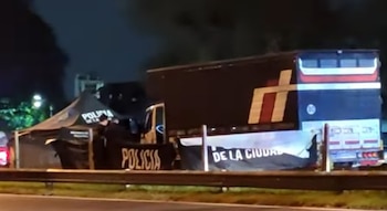 La víctima fue asistida por personal de salud pero falleció en el lugar (Gentileza: TN)