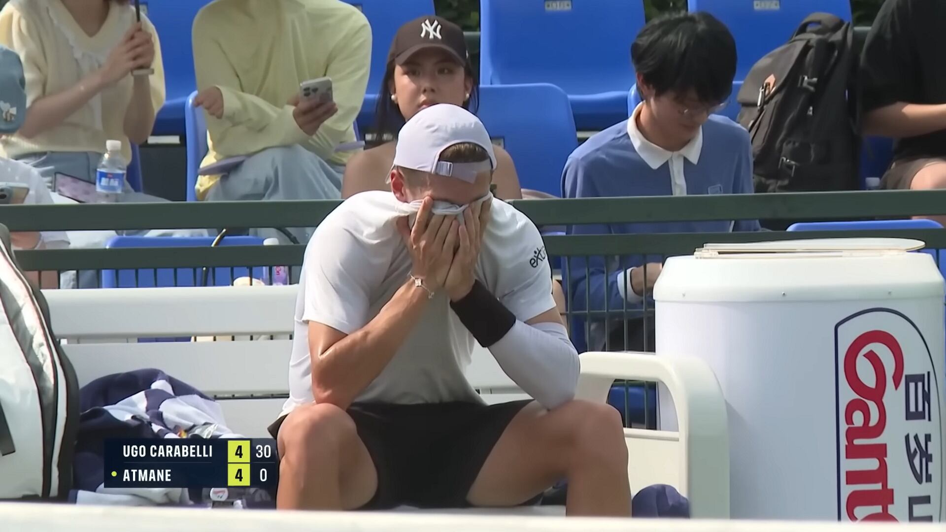 El padecimiento de Atmane, quien luego se expresó en sus redes sociales