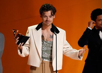 Harry Styles recibe el premio