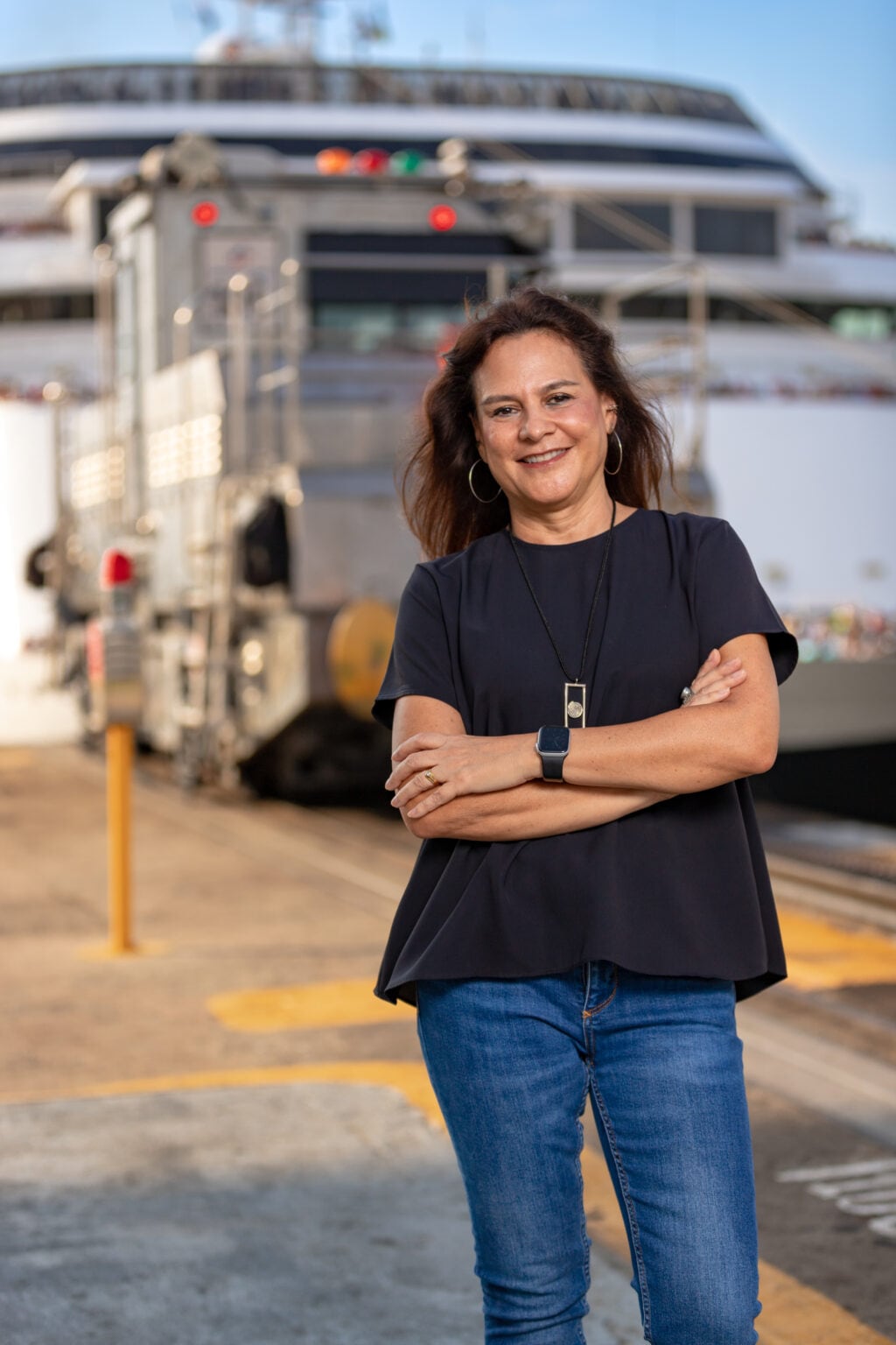 La participación de Espino de Marotta fue clave en el programa de ampliación del Canal, que culminó en 2016 con el tránsito del primer buque por las nuevas esclusas. Cortesía ACP