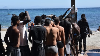 El Consejo General de Dentistas exige al Gobierno un refuerzo "inmediato" los recursos sanitarios en Ceuta y Melilla