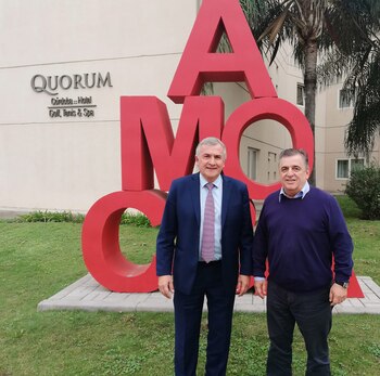 Gerardo Morales junto a Mario