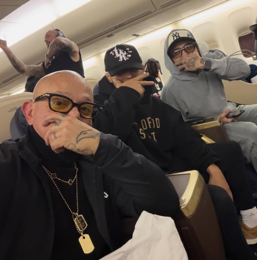 Rey Mysterio con Dragón Lee y Penta