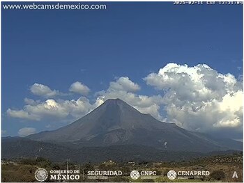 Imagen 1: Volcán Fuego de Colima, 13:31 h (hora local).