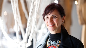 La artista brasileña Janaina Mello