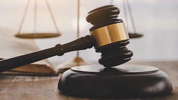 Eliminación de bonificación a congresistas